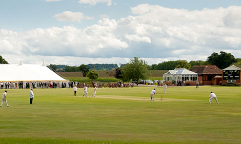 2011, match de cricket à Giscours UK