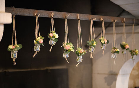 Suspended flowers at Suzanne farm in Château Giscours