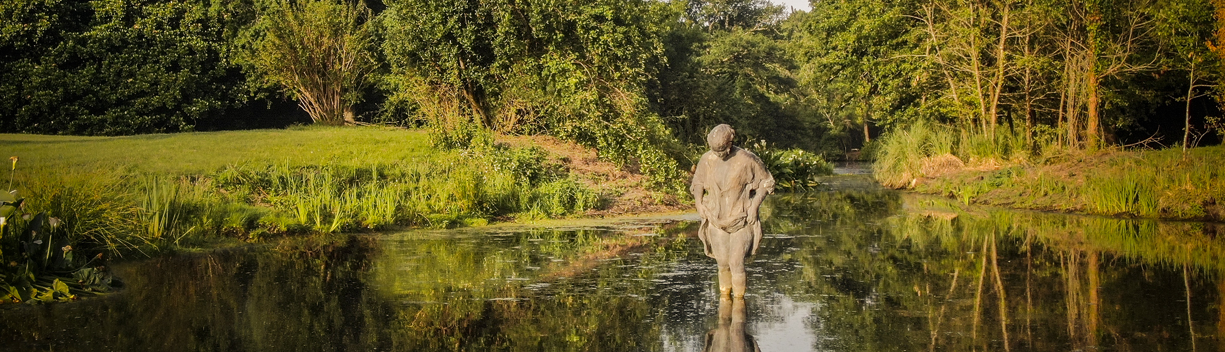 The Bather, bronze statue in the heart of Giscours park